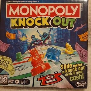 🛍Monopoly Knock Out Board Game Nwt